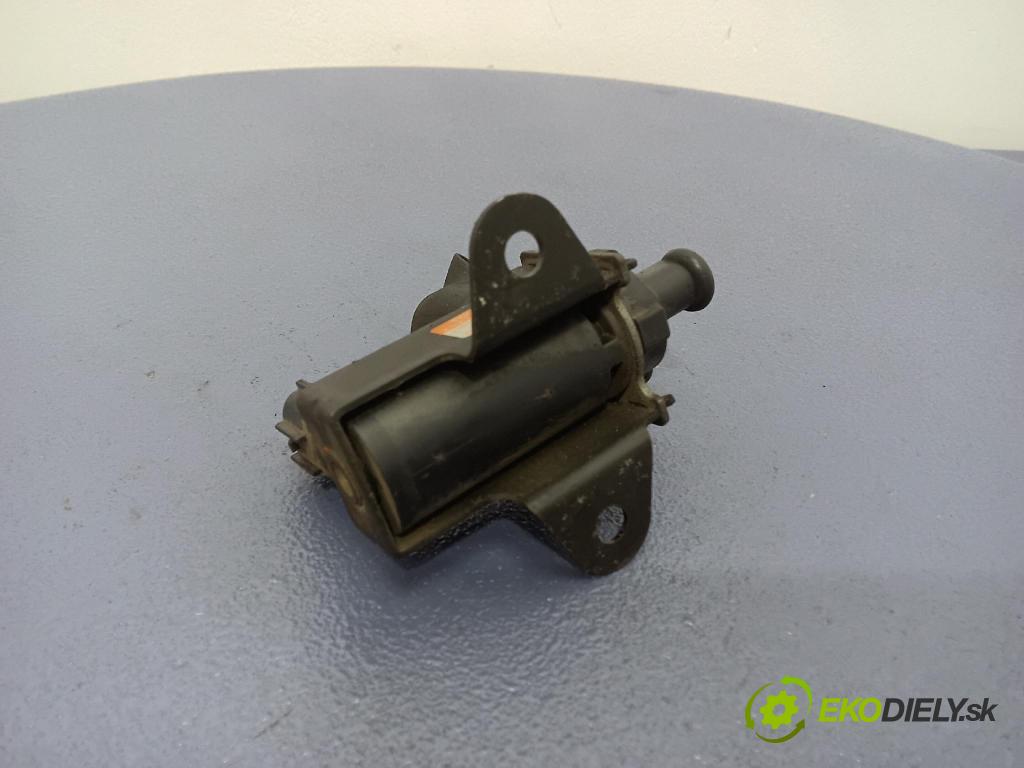 Toyota Avensis 2003 ventil Vákuum: 25819-27050