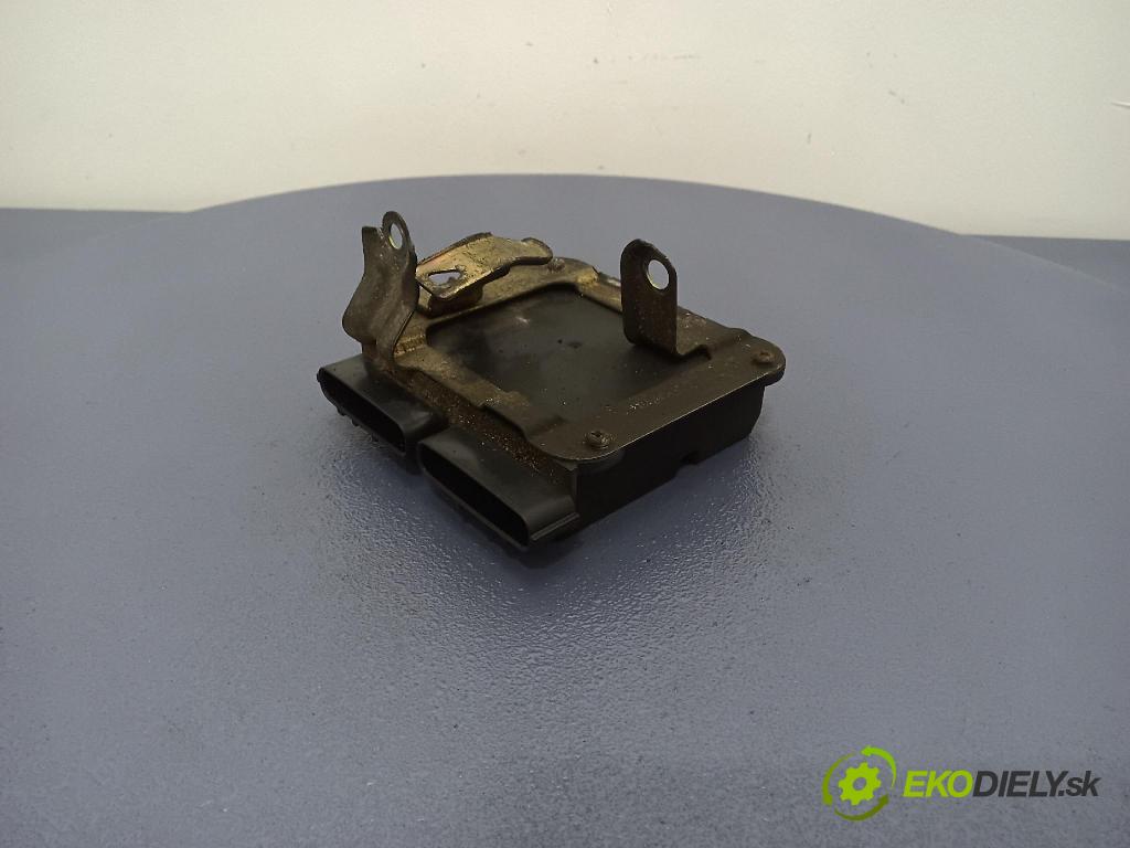 Toyota Avensis 2003 riadiaca jednotka 89871-20050