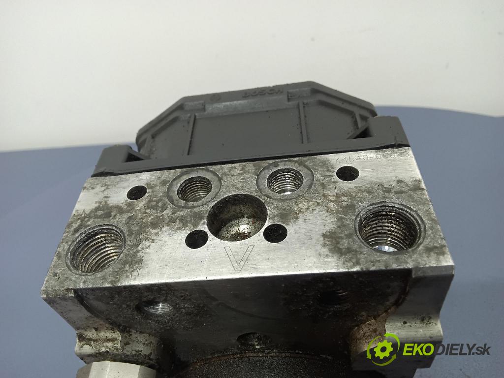 Toyota Avensis 2005 čerpadlo ABS x 44540-05033