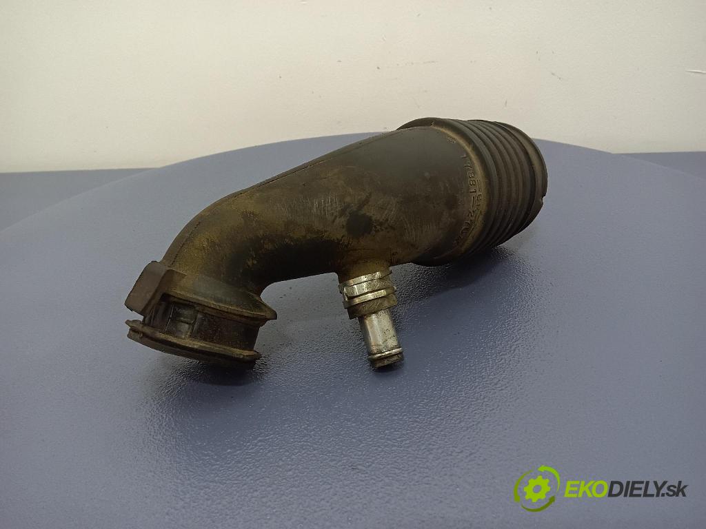 Toyota Avensis 2002 rúrka Vzduch: 17881-27040