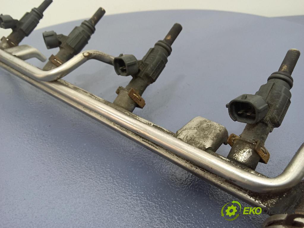 Seat Alhambra 2000 lišta Dodávka: 06A906032AE