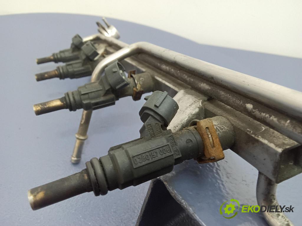 Seat Alhambra 2000 lišta Dodávka: 06A906032AE