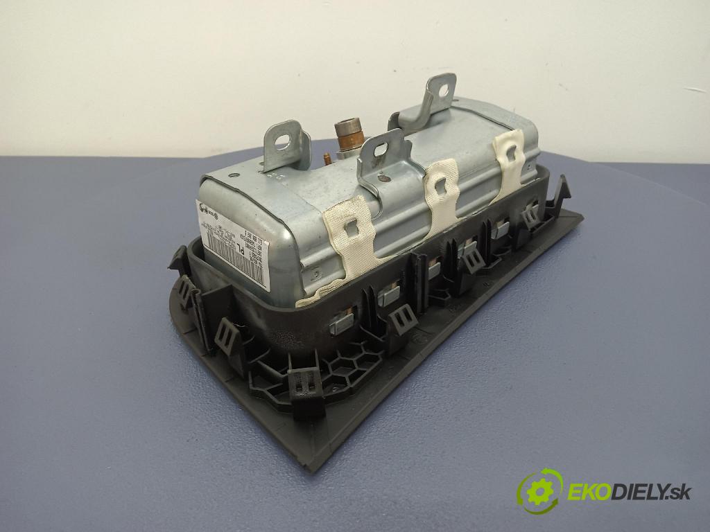 Skoda Roomster 2008 Airbag: Cestující: x 5J1880202B