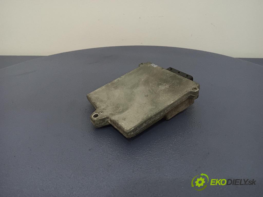 Skoda Roomster 2008 řídící jednotka 67R-014313