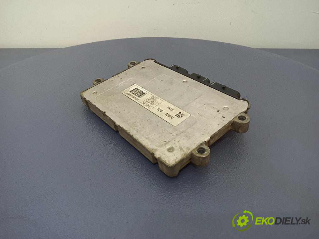 Peugeot Bipper 2011 řídící jednotka Motor: 9667260380