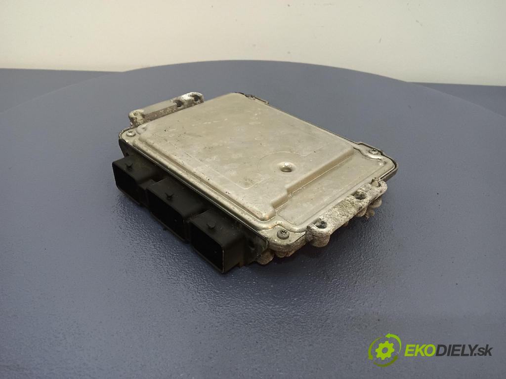 Volvo S40 2005 riadiaca jednotka Motor: 4N51-12A650-BA