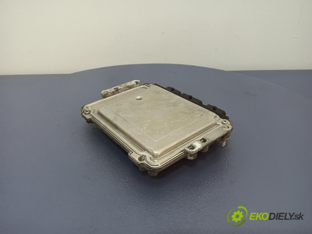 Volvo S40 2005 riadiaca jednotka Motor: 4N51-12A650-BA