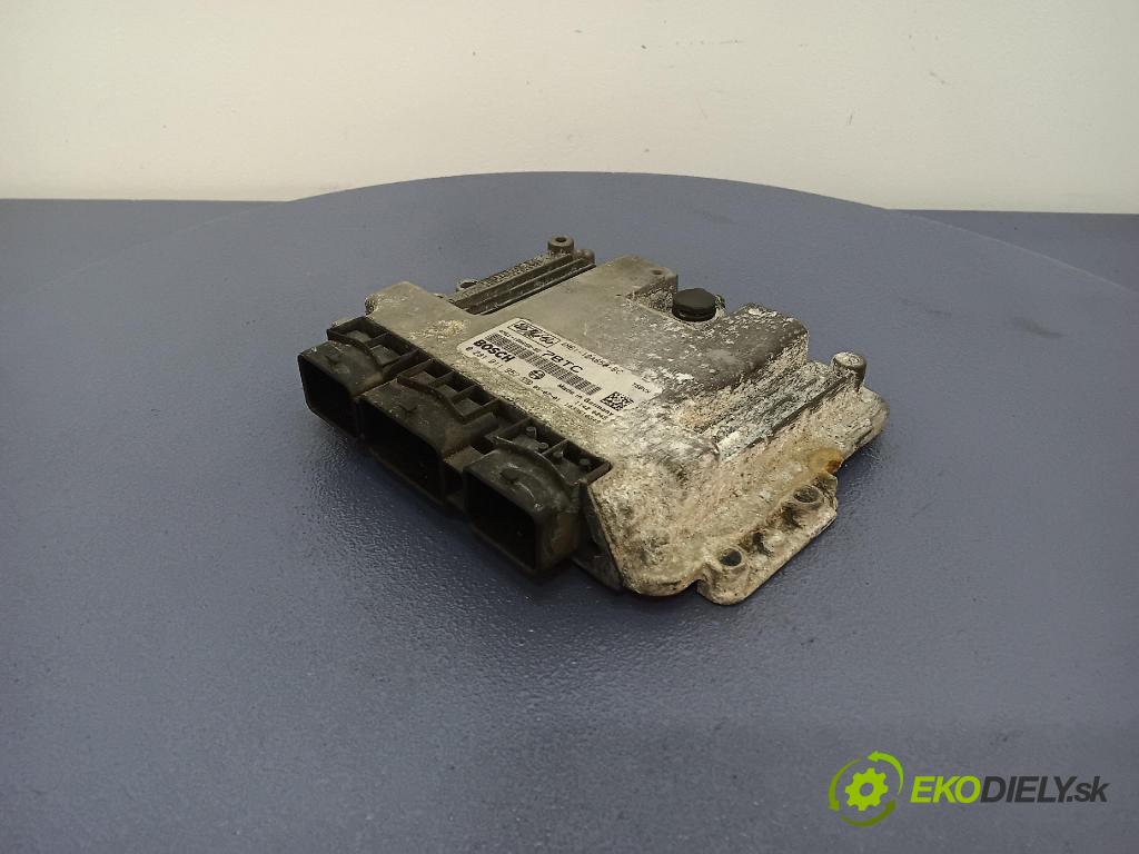 Mazda 3 2006 riadiaca jednotka Motor: 4M61-12A650-BC