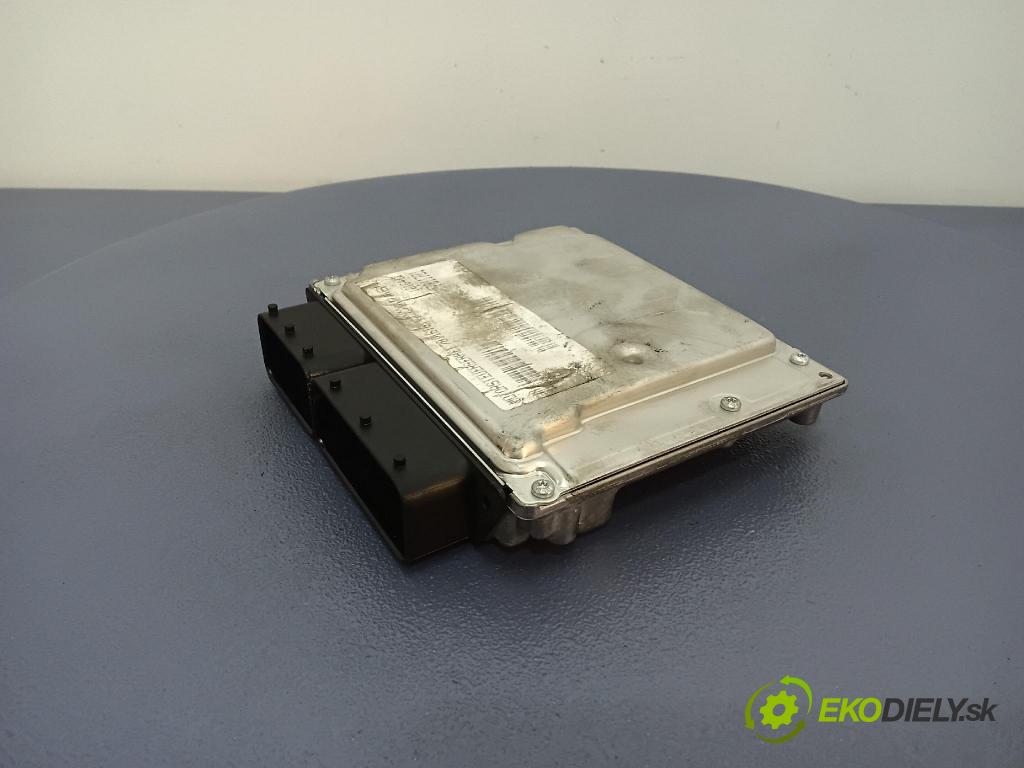 Bmw Seria 3 2008 riadiaca jednotka Motor: 7811701