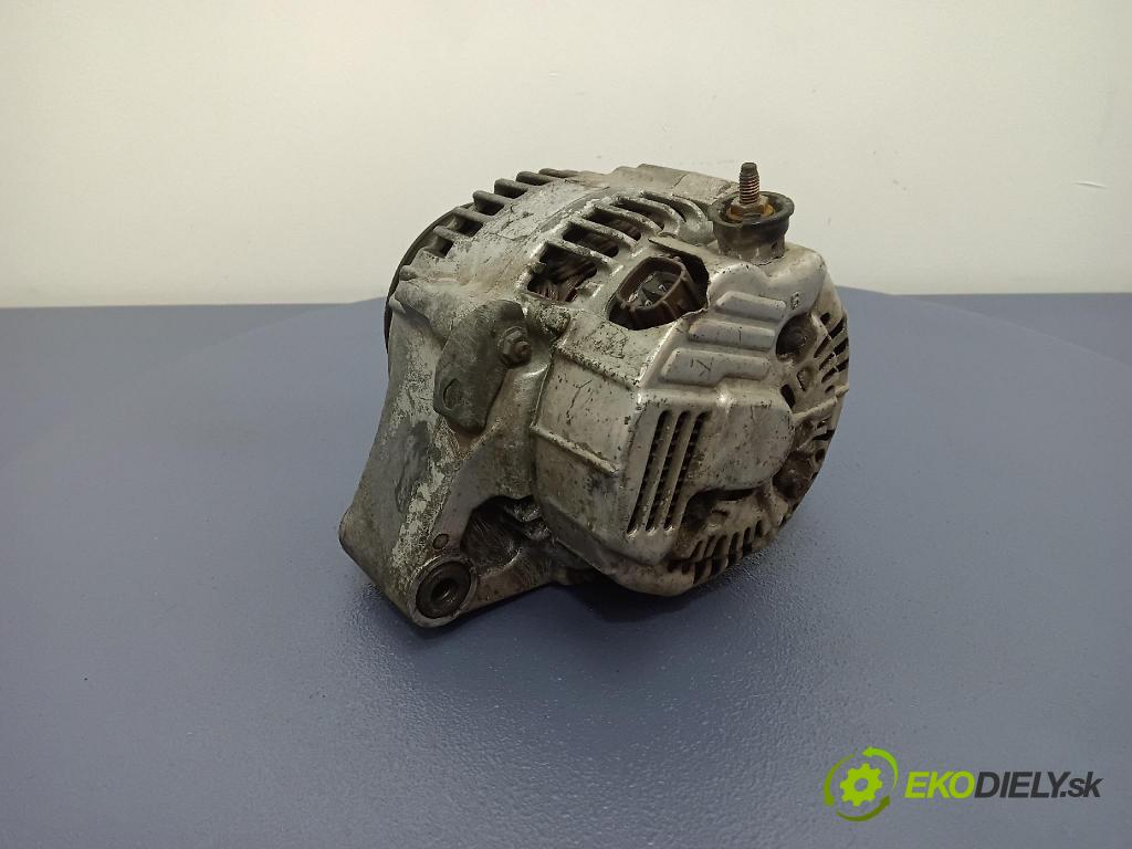 Toyota Avensis 2002 Alternator 01