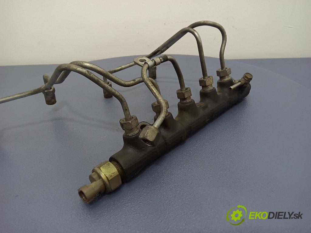 Toyota Avensis 2002 lišta Dodávka: 89458-12020