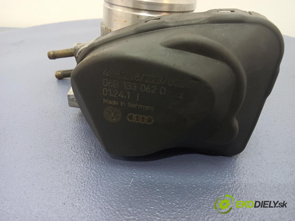 Audi A4 2001 škrticí klapka 06B133062D