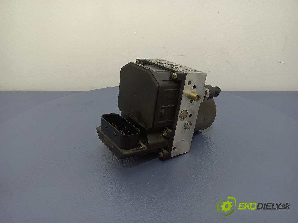 Audi A4 2001 čerpadlo ABS x 8E0614517