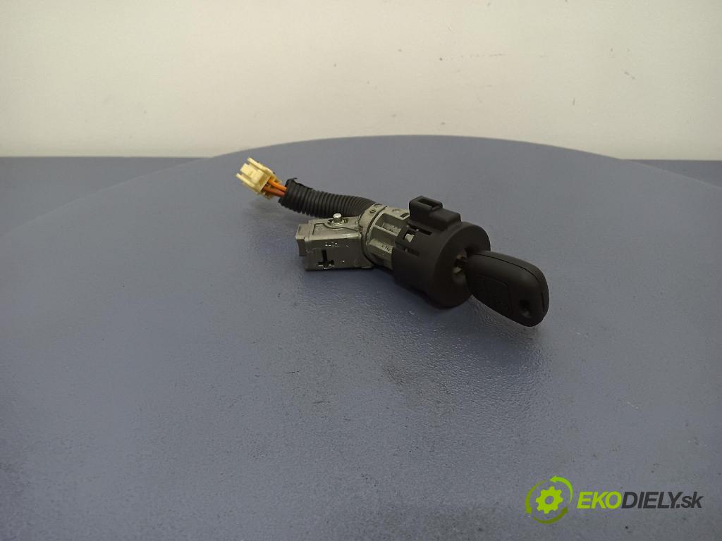 Citroen C1 2010 Spínač zapaľovania: N0501477