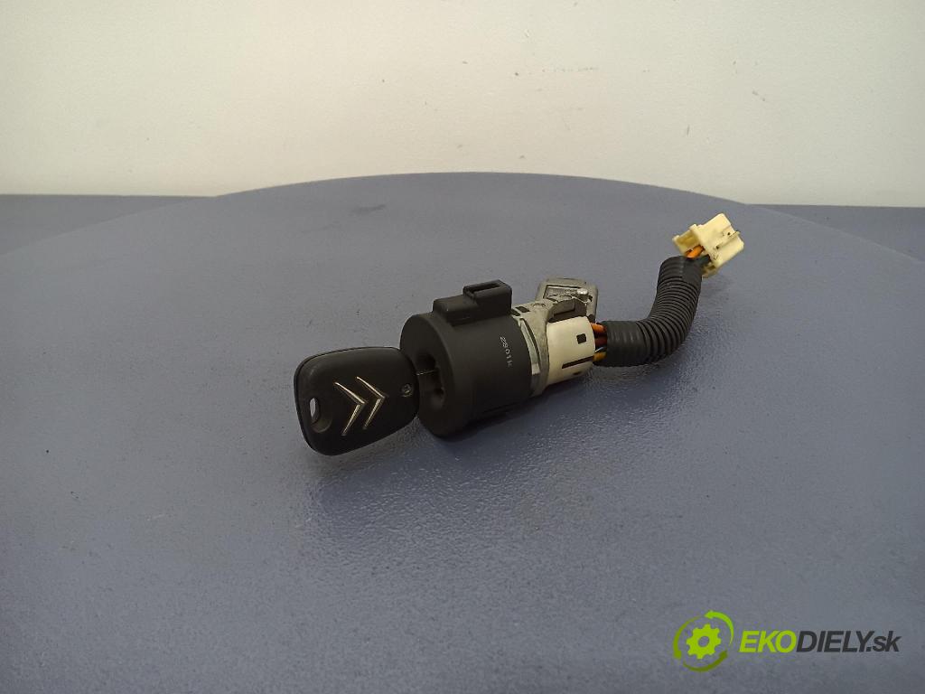 Citroen C1 2010 Spínač zapaľovania: N0501477