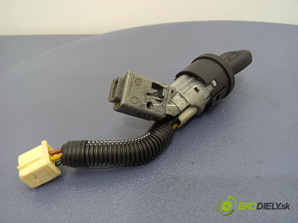 Citroen C1 2010 Spínač zapaľovania: N0501477