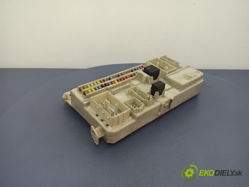 Volvo S40 2005 skrinka Poistky: 30728906