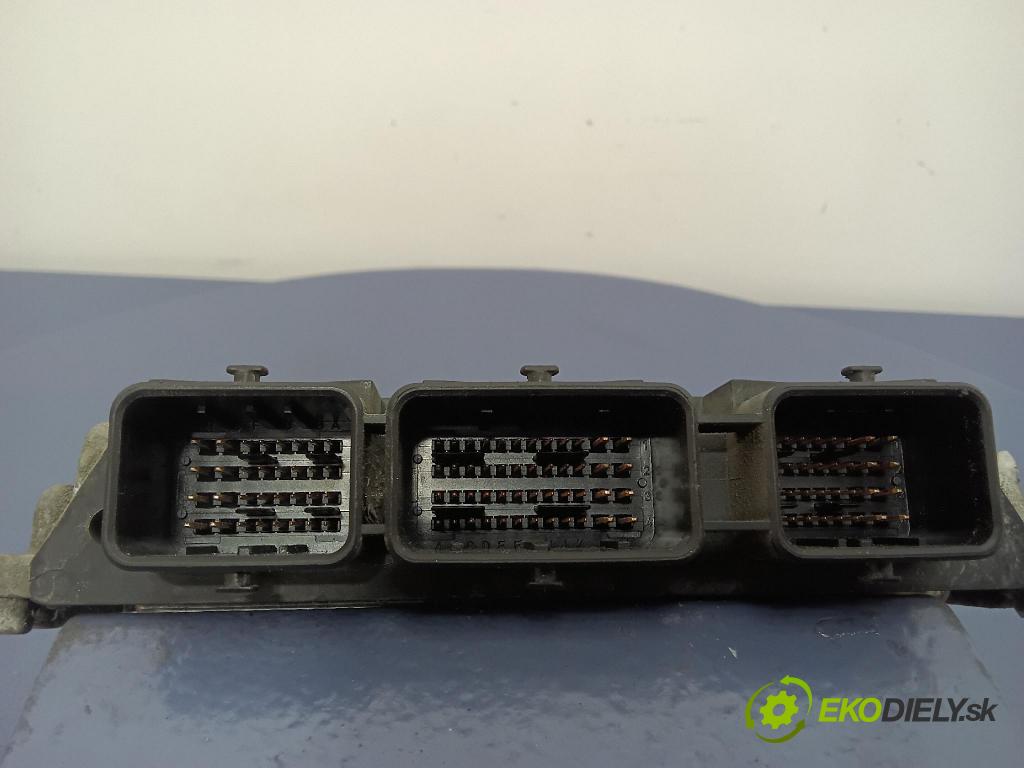 Volvo S40 2005 riadiaca jednotka Motor: 4N51-12A650-BA