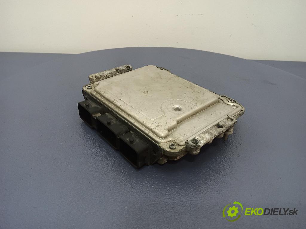 Volvo S40 2005 riadiaca jednotka Motor: 4N51-12A650-BA