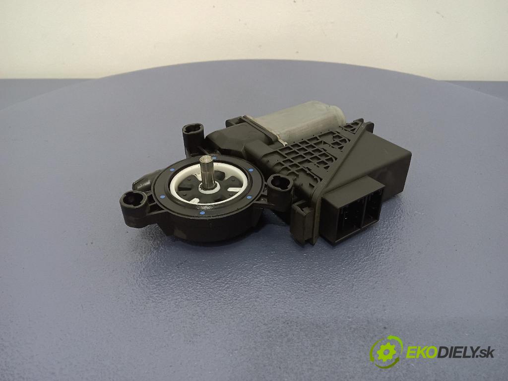 Skoda Fabia 2004 mechanismus stahování Sklenka: před Levý: 6Y2959802