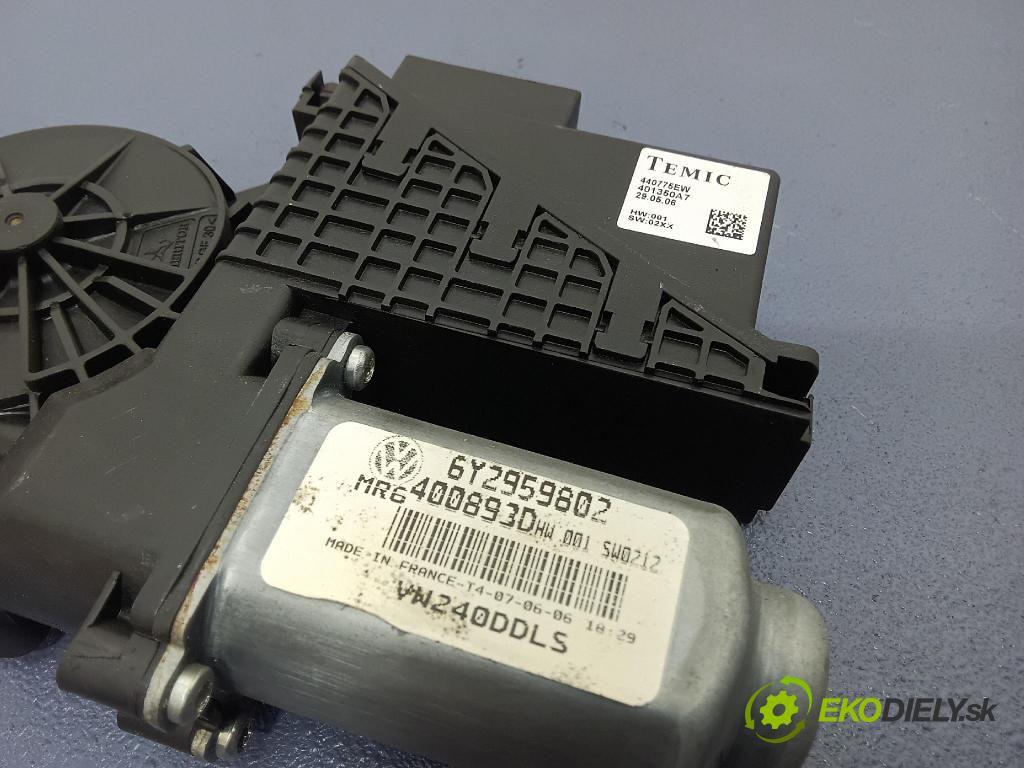 Skoda Fabia 2004 mechanismus stahování Sklenka: před Levý: 6Y2959802