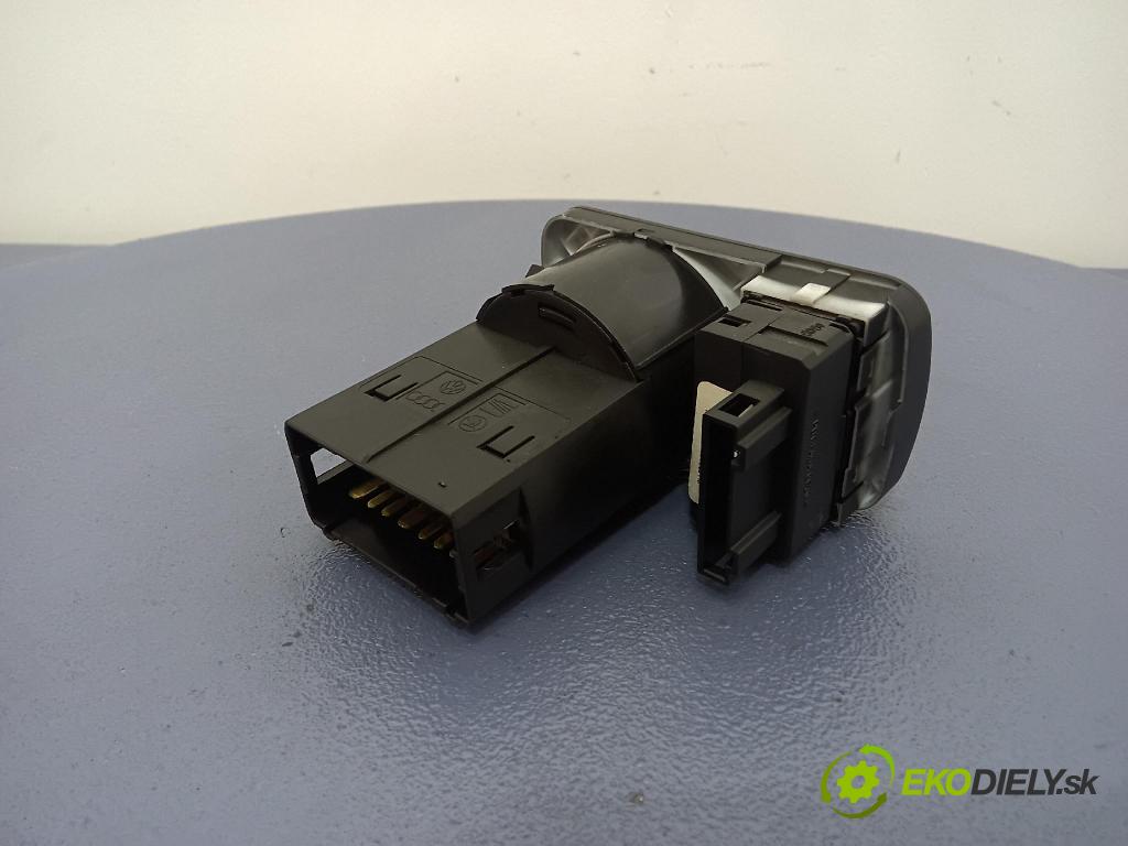 Audi A3 2000 prepínač svetiel 8L1941531E