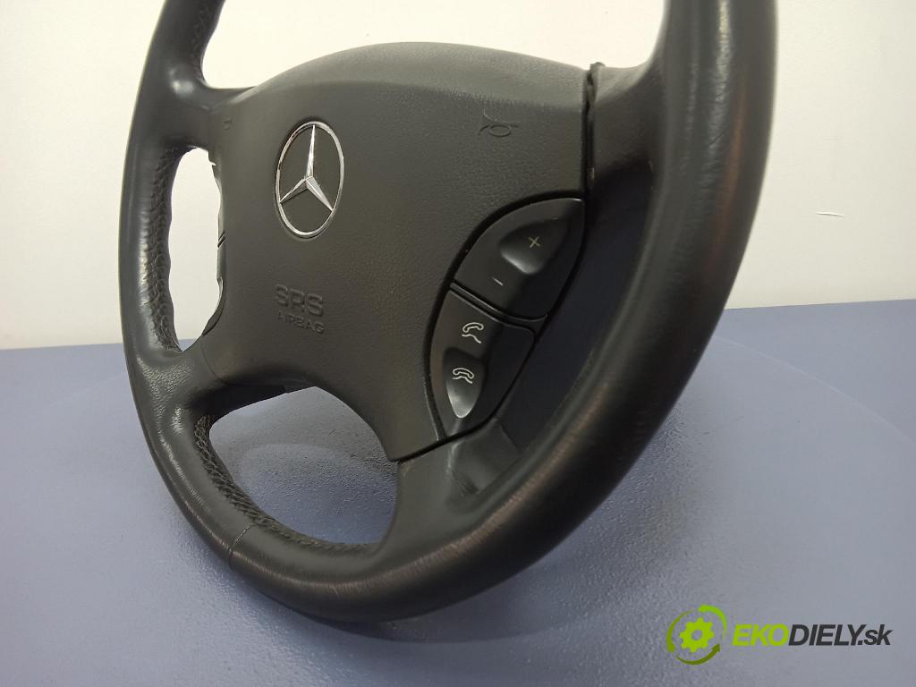 Mercedes S-klasa 2000 volant 01