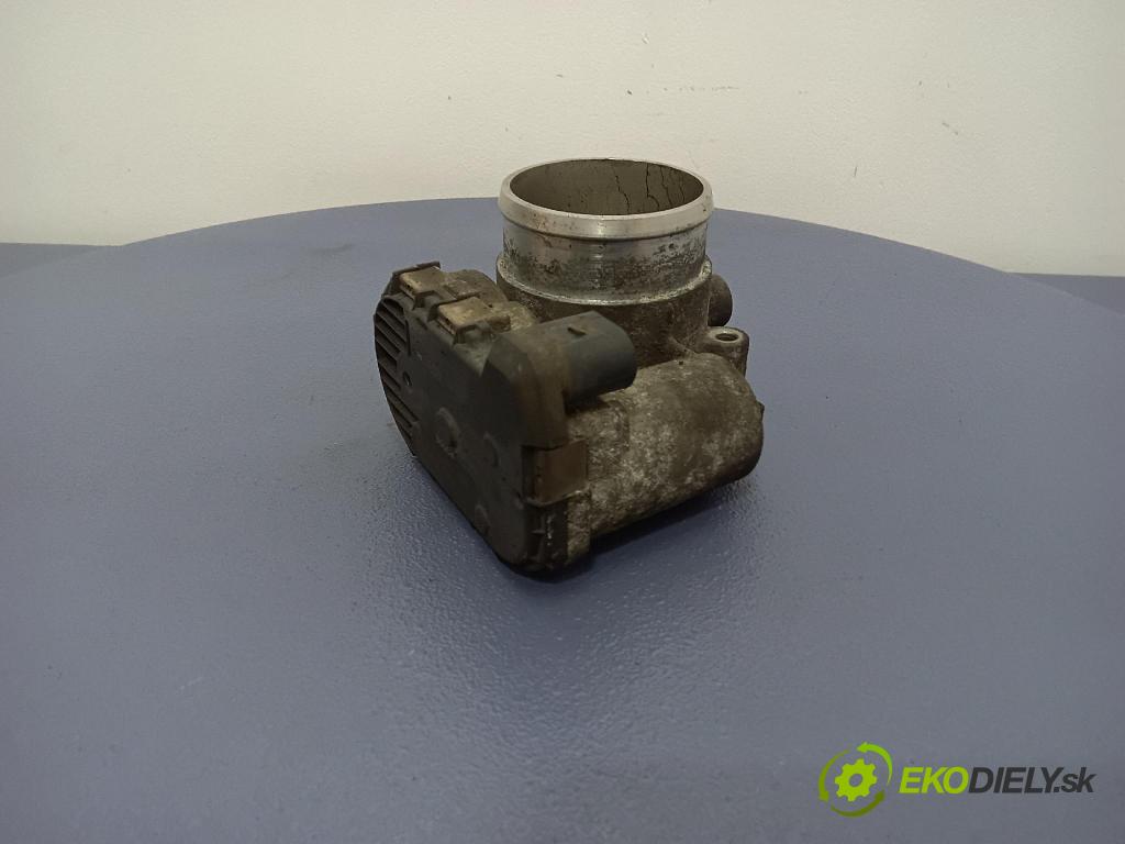 Audi A3 2000 klapka 06A133062C