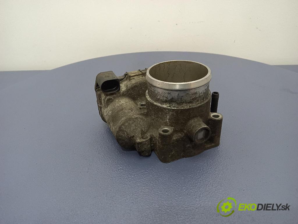 Audi A3 2000 klapka 06A133062C