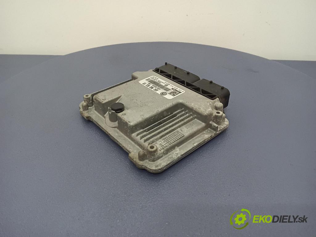 Vw Passat 2006 riadiaca jednotka Motor: 03G906021MS