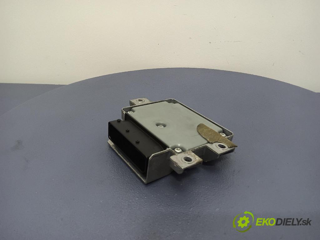 Vw Passat 2006 riadiaca jednotka 3C0907801B