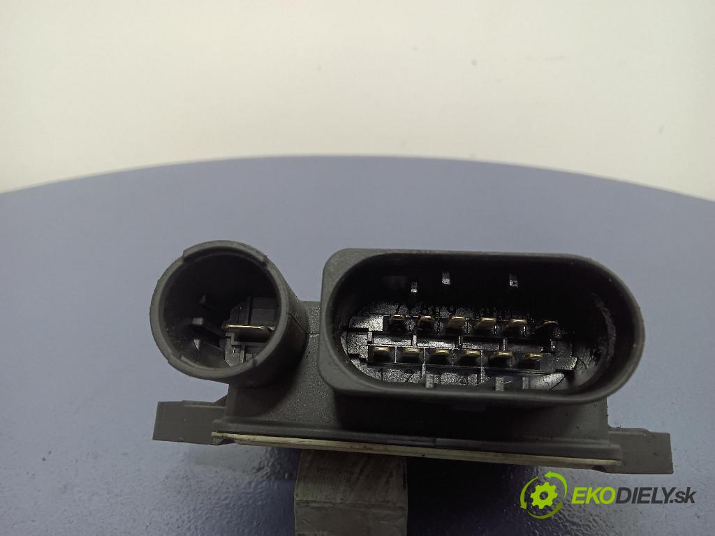 Mercedes 211 2005 relé Svíčky: 6429005801