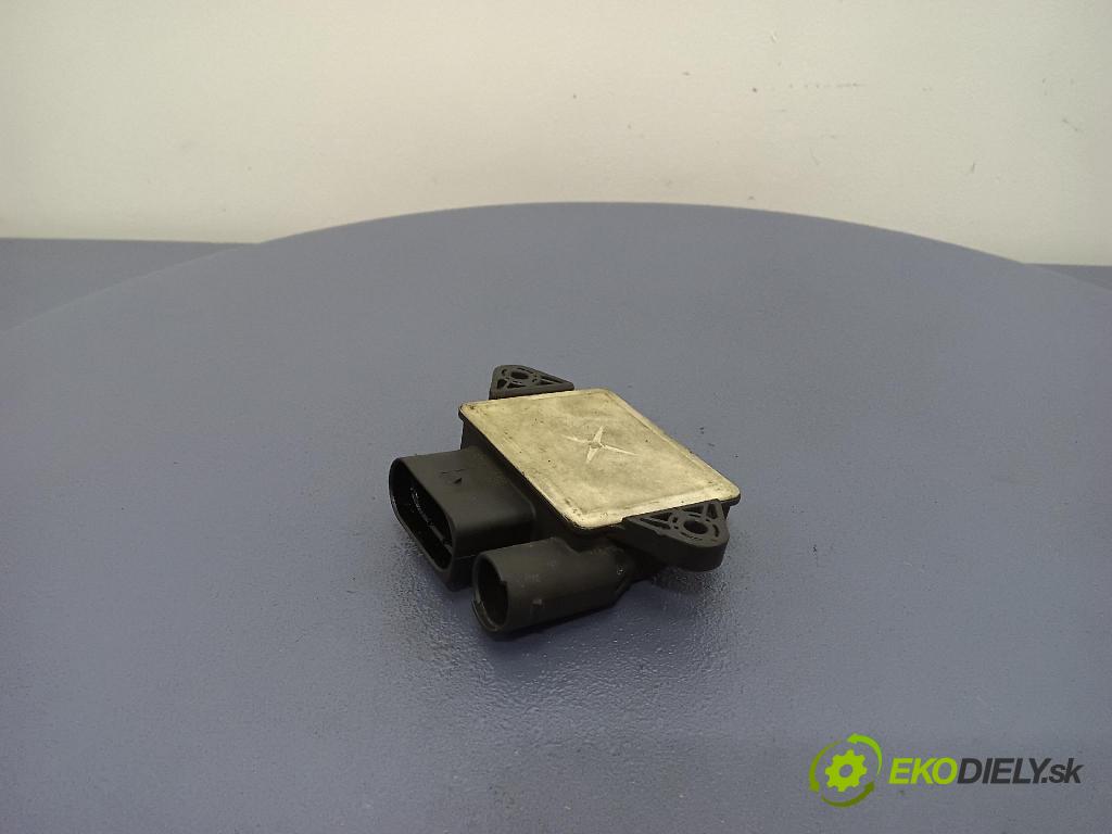 Mercedes 211 2005 relé Svíčky: 6429005801