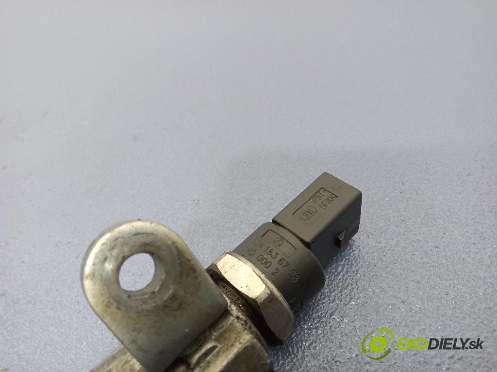 Mercedes 211 2005 lišta Zásobování A6420700695