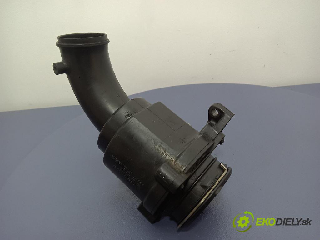 Mercedes 211 2005 trubka Vzduch: A6421400687