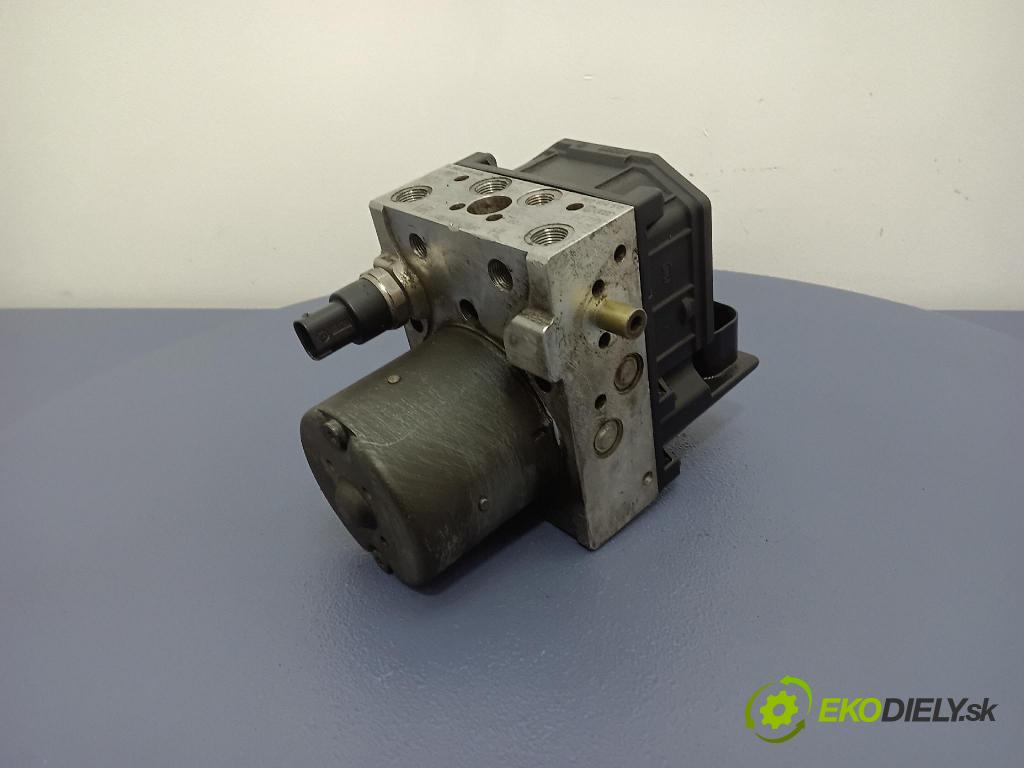 Audi A4 2002 čerpadlo ABS x 8E0614517