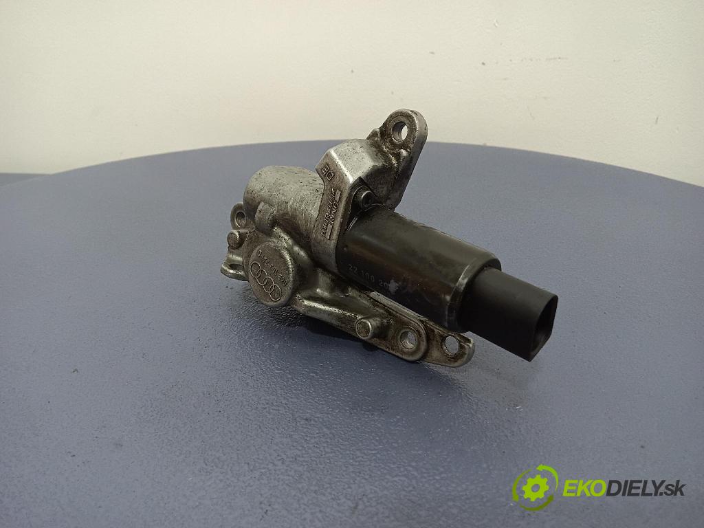Audi A4 2002 Napínač: Načasovanie: 06B103741D