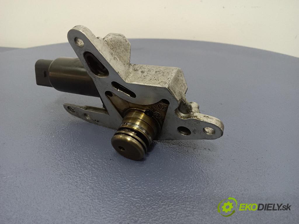 Audi A4 2002 Napínač: Načasovanie: 06B103741D