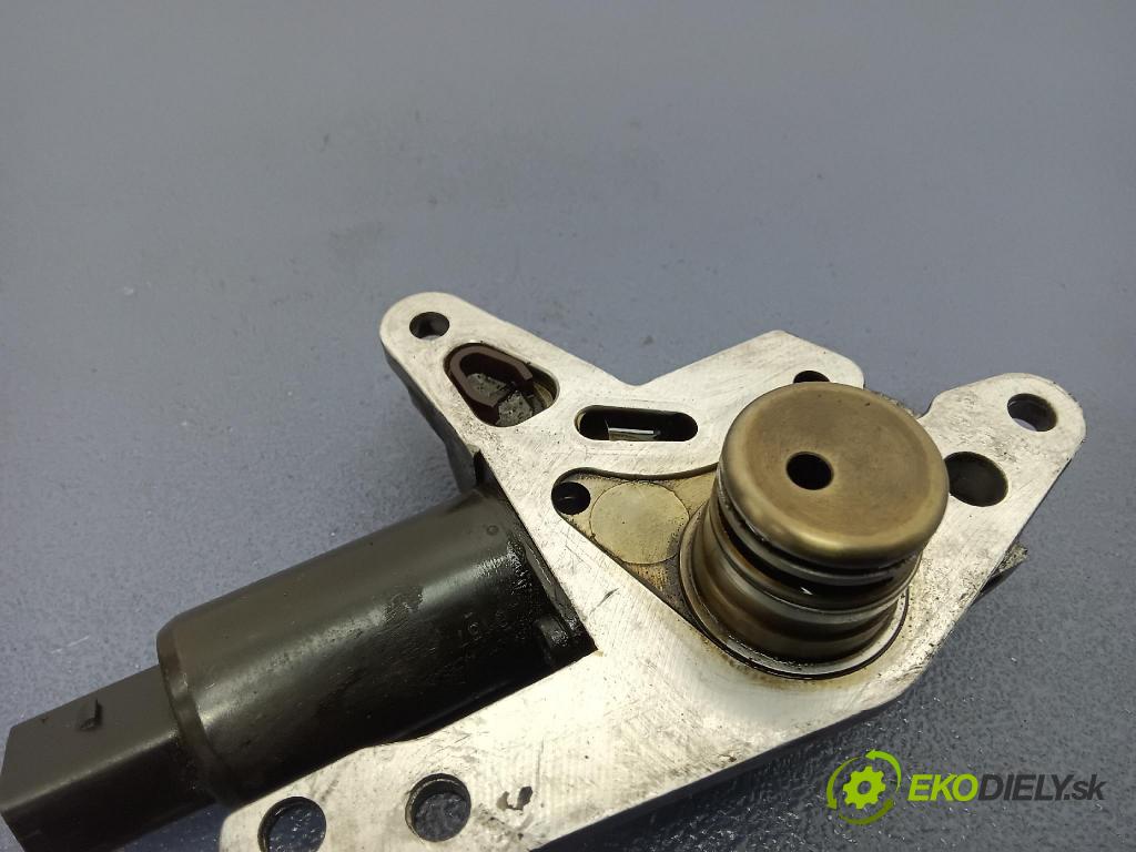 Audi A4 2002 Napínač: Načasovanie: 06B103741D