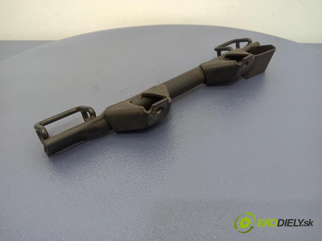 Audi A4 2002 Sedadlo zadní 8E0813545A