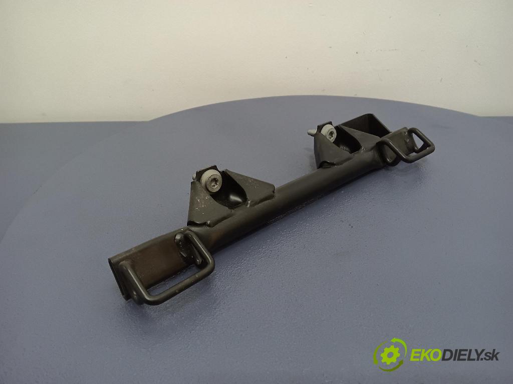 Audi A4 2002 Sedačka zadný 8E0813546A