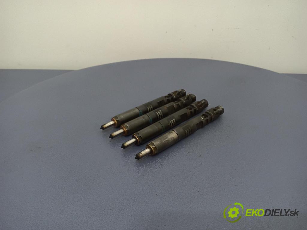 Ford Focus 2002 vstrek 2T1Q-9F593-AA