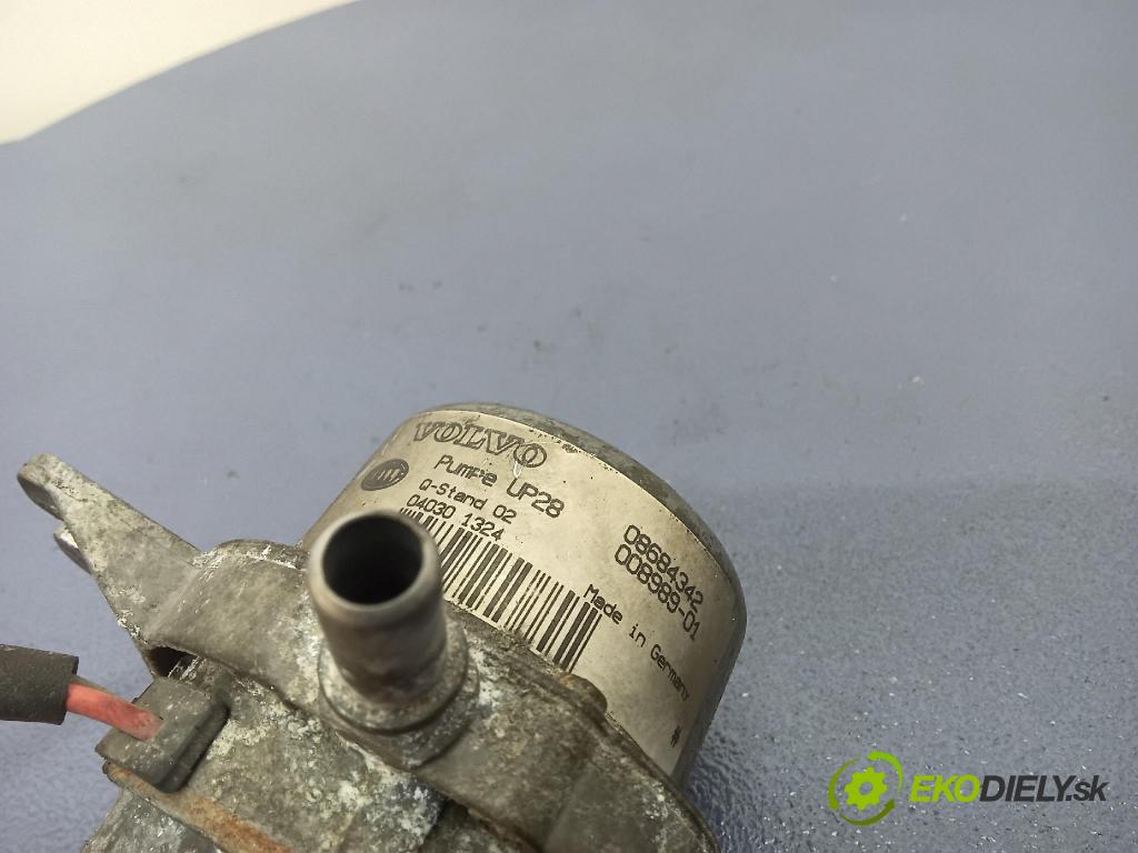 Volvo V50 2004 čerpadlo vakuová 08684342