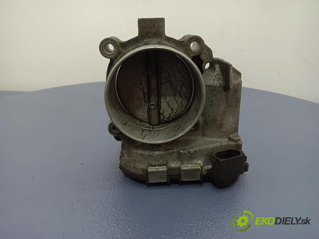 Volvo V50 2004 klapka 8687927