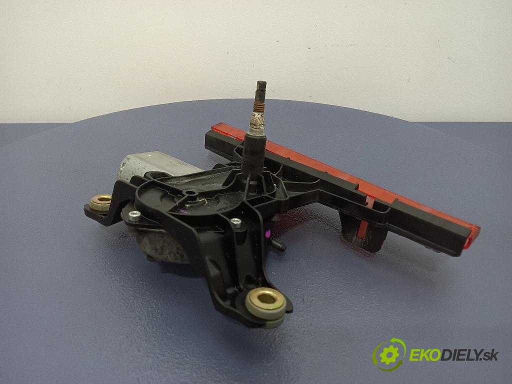 Mercedes A-klasa 2006 motor: Stierače: zad A1698201340