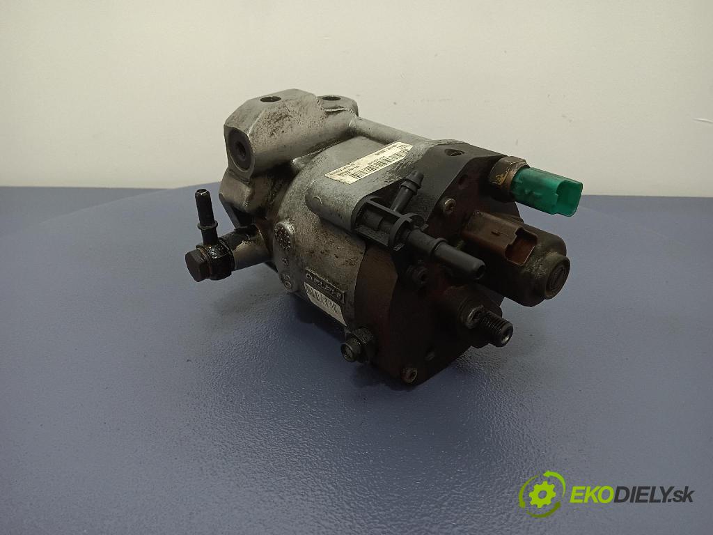 Kia Carnival 2005 čerpadlo Injekcia: 33100-4X700