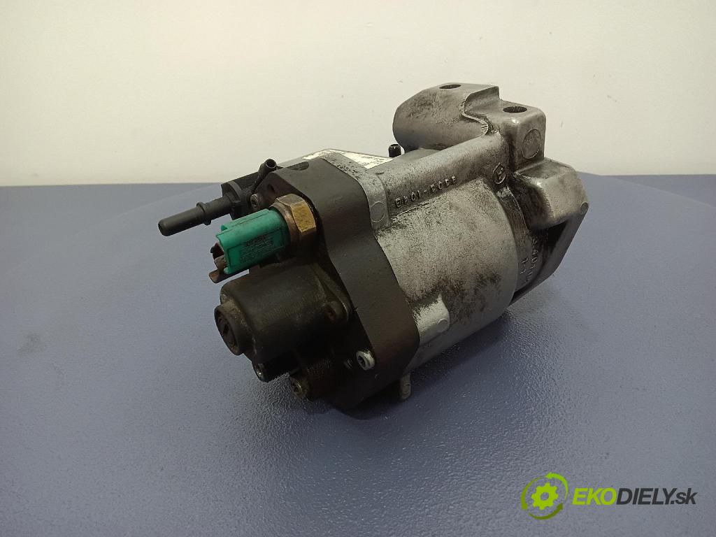 Kia Carnival 2005 čerpadlo Injekcia: 33100-4X700