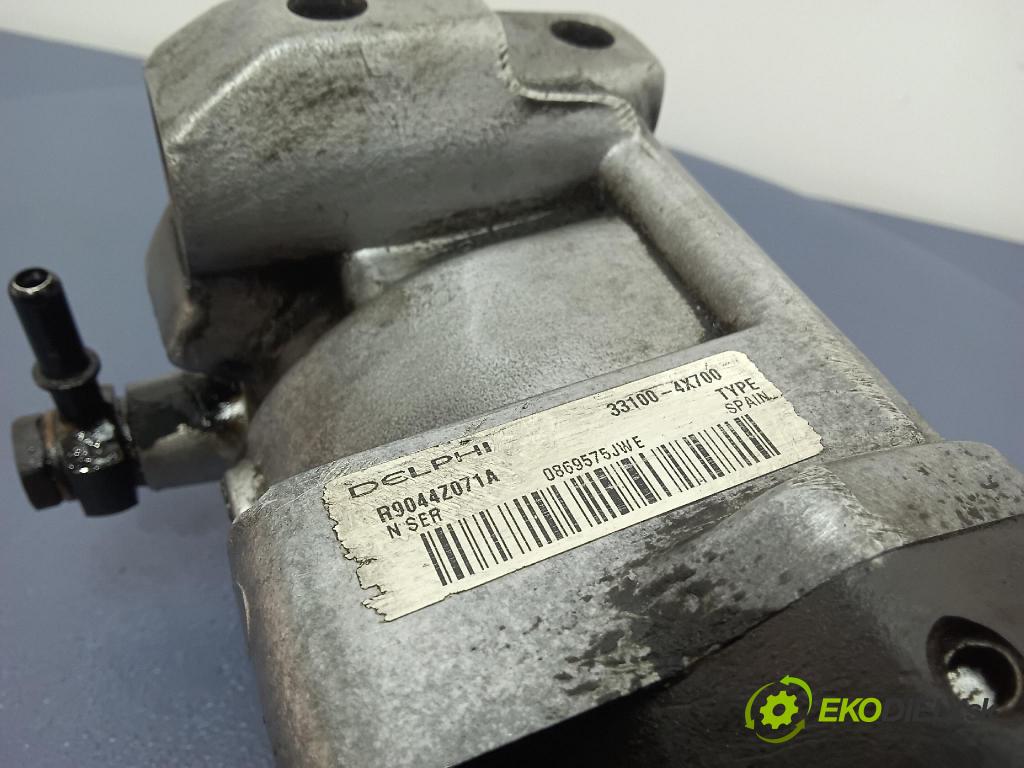 Kia Carnival 2005 čerpadlo Injekcia: 33100-4X700