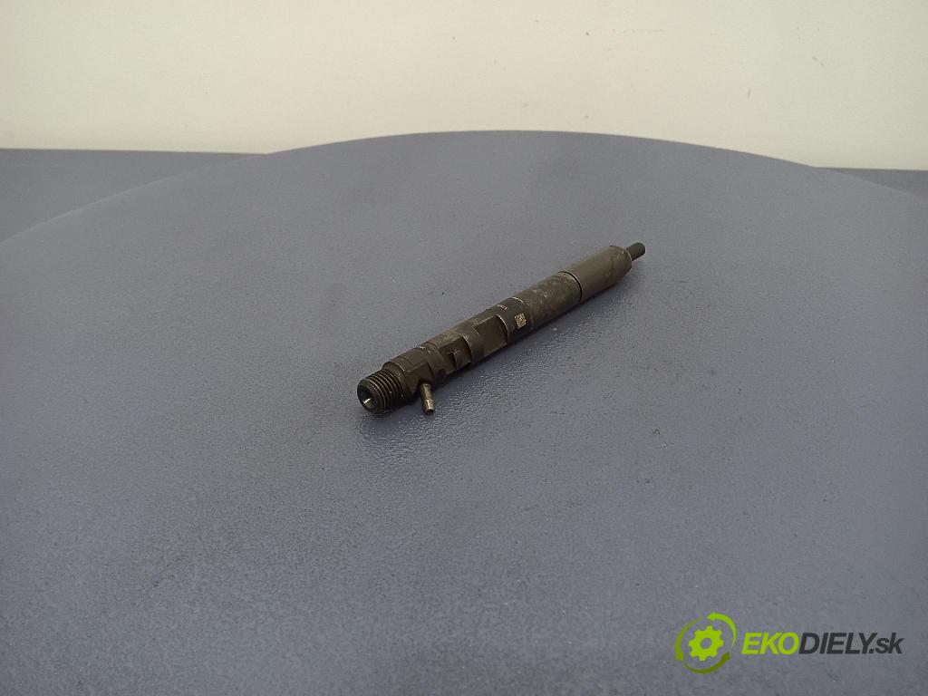 Kia Carnival 2005 vstrek 33800-4X500