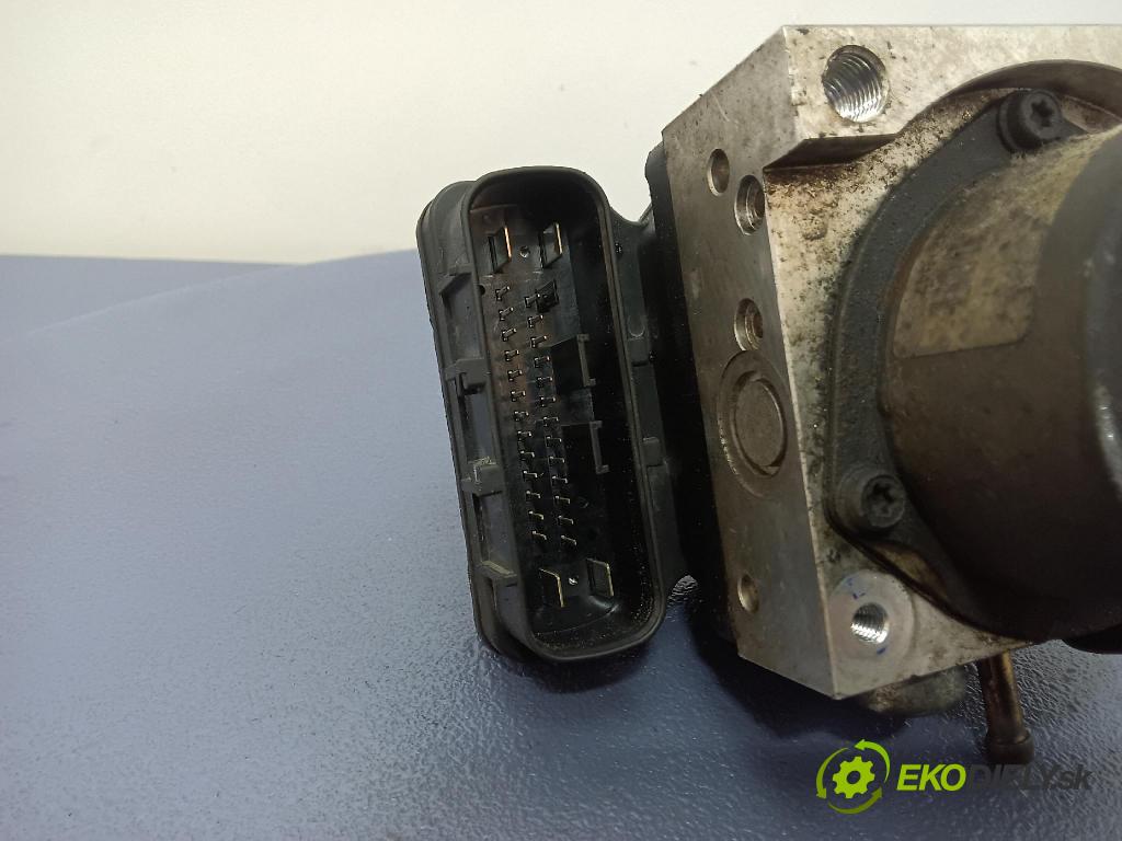 Nissan X-trail 2005 čerpadlo ABS x 47660-EQ041